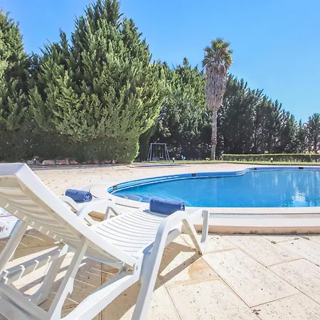Apartment In Albufeira Near Sea Beach Apartment