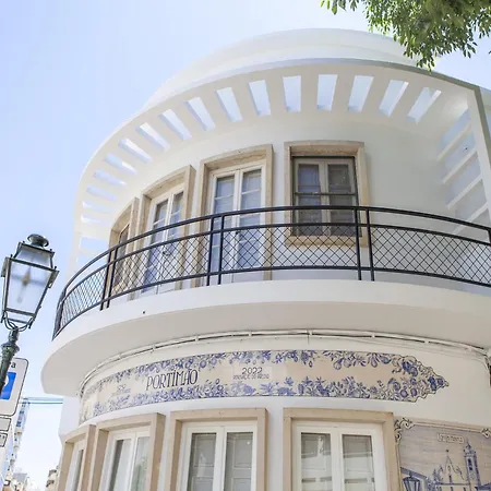 Apartment In Albufeira Near Sea Beach Apartment *