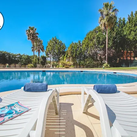 Apartment In Albufeira Near Sea Beach Apartment *